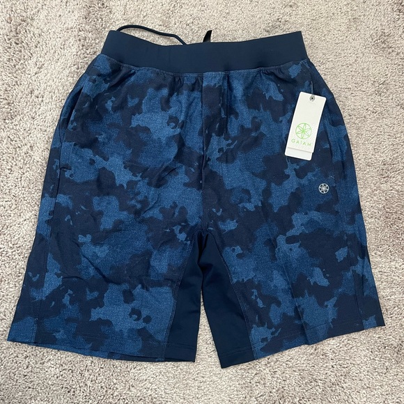 GAIAM Shorts Nwt Mens Strength Camo Athleticgym Shorts Size S